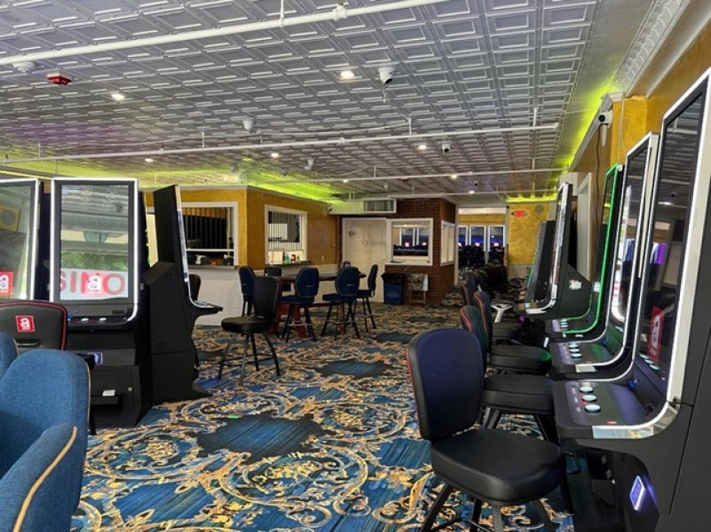 Descubre la Experiencia de Aventura en la Pista de Pollo en España in Spain